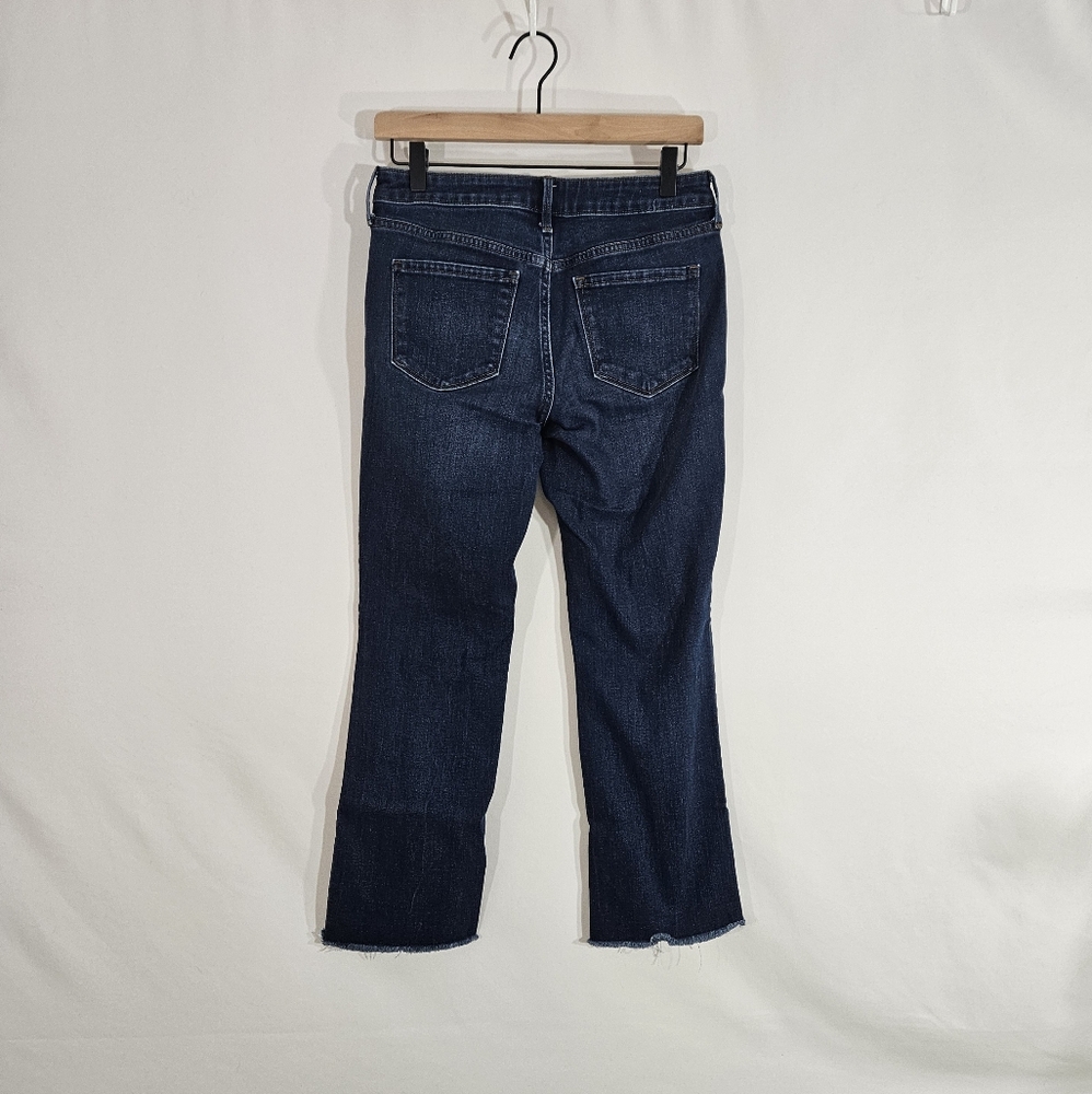 Old Navy Kicker boot-cut cut-off crop jeans women's size 6 - Picture 3 of 12